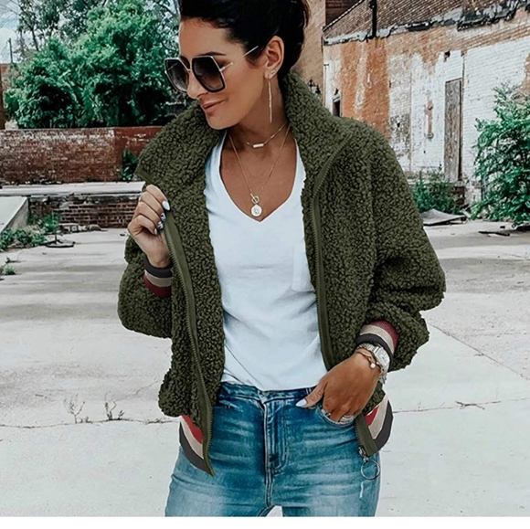 2 left! New Faux Fur Lapel Bomber Jacket - Picture 3 of 7